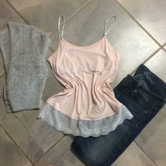 American Eagle Outfitters Tops - American Eagle Light Pink Lace Trim Tank